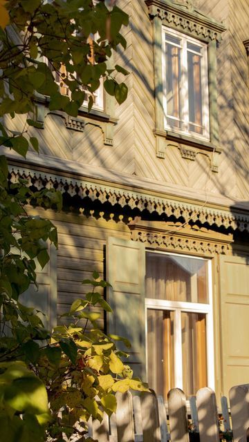 ieva on Instagram: "idk about you but i think lithuanian wooden architecture is underrated 🥰 #ExploreLithuania — — — — — — — #travelinspo #history #laumeieva #vilnius #lithuania" Lithuanian House, Lithuanian Architecture, Lithuania Aesthetic, Manor Interior, Lithuania Travel, Dark Academy, Wooden Architecture, Vilnius Lithuania, Travel Europe