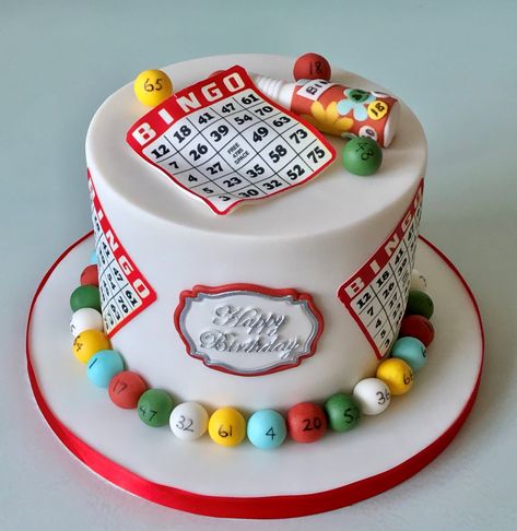 Bingo Cake Design, Bingo Theme Cake, Bingo Themed Party Ideas, Bingo Cake Ideas, Bingo Birthday Cake, Karioka Recipe, Bingo Cake, Novelty Cupcakes, 75 Birthday Cake