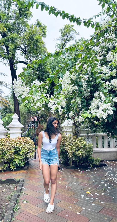 Goa vibes #basicoutfit #goa Beach Outfit Indian Women, Outfits For Goa Trip Women, Goa Poses For Women, Goa Outfits Women Indian, Goa Looks For Women, Goa Outfits Beach, Goa Fits, Goa Outfits Women, Goa Clothes