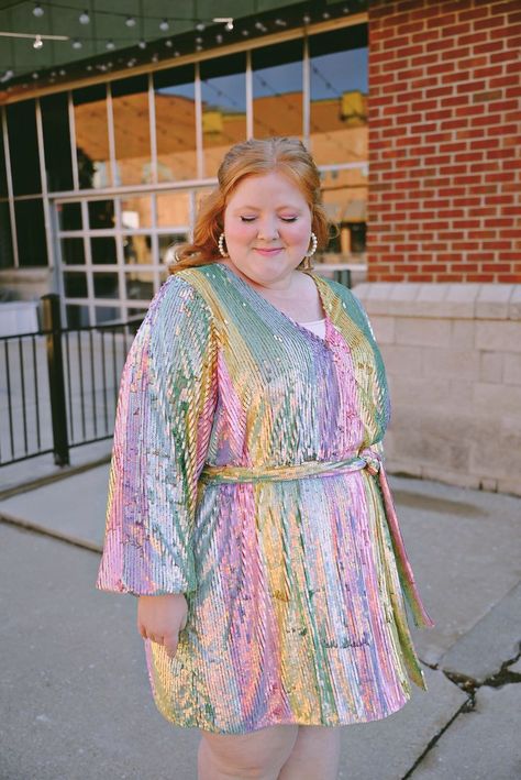 Get Curvy, Plus Size Outfit Inspiration, With Wonder And Whimsy, Drag Show, Plus Size Holiday, Cedar Candle, Wonder And Whimsy, Colorful Collage, Satin Suit