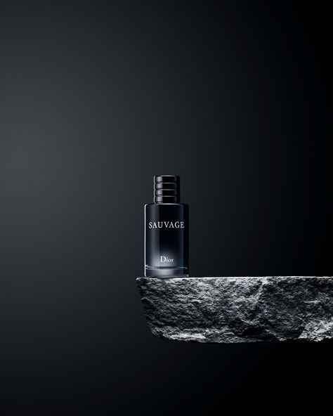 Sauvage on Behance Lift Photoshoot, Commercial Photography Product, Art Direction Advertising, Photography Lighting Setup, Creative Advertising Photography, Fragrance Store, Fragrance Photography, Black Perfume, Product Photoshoot