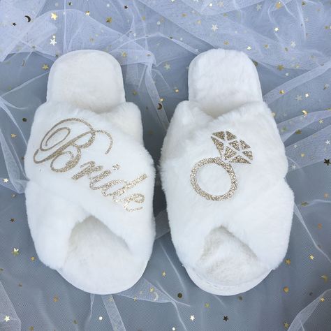 Brides Heels, Slippers Wedding, Bridal Clutch Purse, Bridesmaid Slippers, Bride Heels, Personalized Slippers, Wedding Slippers, Wedding Gifts Packaging, Wedding Shoes Bride