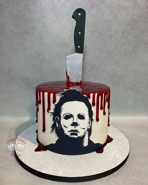 Scary Movie Cakes, Movie Theme Cake, Halloween Cake Ideas, Scary Halloween Cakes, Horror Cake, Scary Cakes, Sweet And Spooky, Bolo Halloween, Movie Cakes