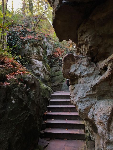 Rock City – Lookout Mountain, Georgia - Atlas Obscura Rock City Gardens Georgia, Rock City Chattanooga, Lookout Mountain Georgia, Traditional Nursery Rhymes, Nashville Travel Guide, Nashville Travel, Writing Retreat, Miniature Golf Course, Twenty Twenty