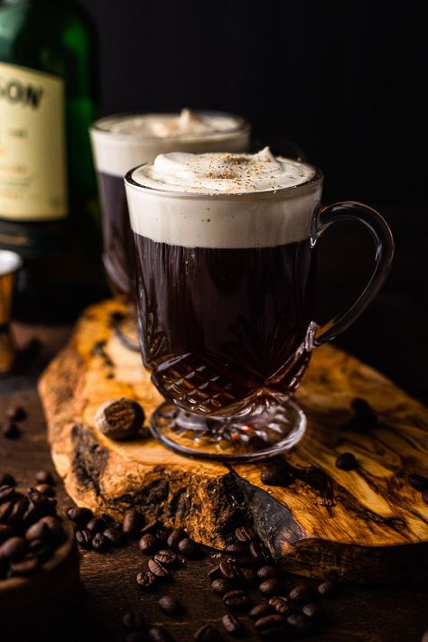 The Best Irish Coffee Recipe Irish Cafe, Best Irish Whiskey, Ideas Para La Cena, Irish Coffee Recipe, Best Iced Coffee, Cold Brew Iced Coffee, Irish Cuisine, Irish Coffee Mugs, Avocado Dressing