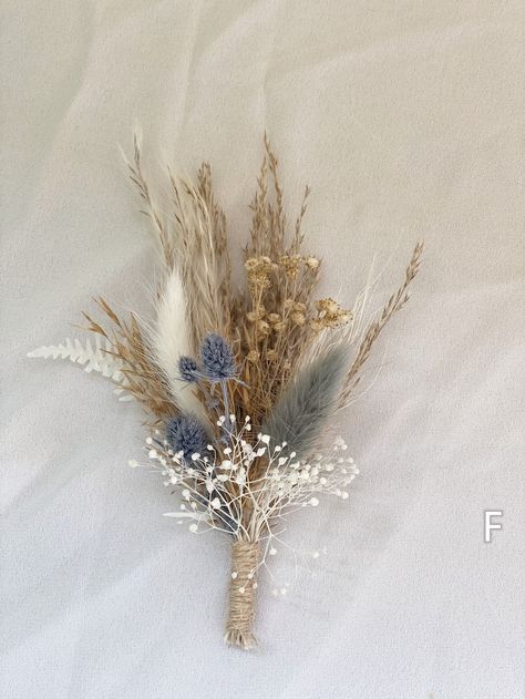 Dried Boutonniere, Boho Flower Bouquet, Blue Pampas, Brown Wedding Themes, Blue Fall Wedding, Blue Winter Wedding, Blue Wedding Decorations, Neutral Wedding Flowers, Rustic Boutonniere