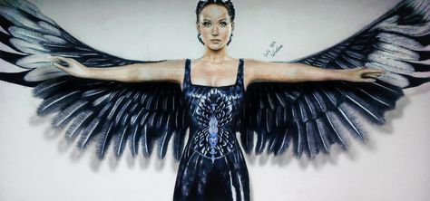 Mocking jay Katniss Everdeen Drawing, Mockingjay Dress, Mockingjay Costume, Black Wings Costume, Katniss Costume, Hunger Games Drawings, Hunger Games Costume, Hunger Games Katniss, Harness Fashion