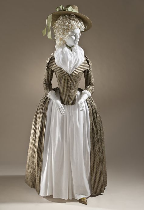 Women’s Fashion During and After the French Revolution (1790 to 1810) – All About Canadian History Sans Culottes, 1790s Fashion, 18th Century Dresses, 1700 Fashion, العصور الوسطى, 18th Century Dress, 18th Century Costume, 18th Century Clothing, Century Dress