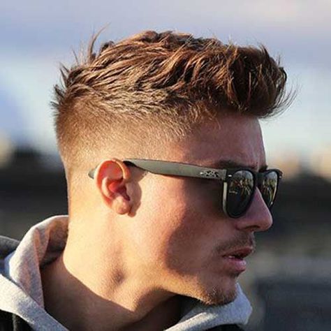 Modern Men Haircut Short, Clean Cut Haircut, Quiff Hairstyles Men, Male Hairstyles, Mens Toupee, Vlasové Trendy, Men Haircut Styles, Cool Hairstyles For Men, Haircut Styles