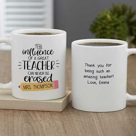 Appreciation Gifts Diy, Teacher Appreciation Gifts Diy, Diy Ostern, Teacher Personalized, Teachers Day Gifts, Education Activities, Personalized Teacher Gifts, Teacher Thank You, Personalized Coffee Mugs