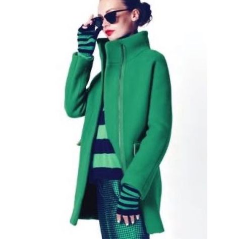 Green Stadium Cloth Cocoon Coat, Nwot Opera Coat, Cool Winter, Green Collection, Mode Casual, Green Coat, Fashion Mode, Mode Inspiration, Mode Style, Green Jacket