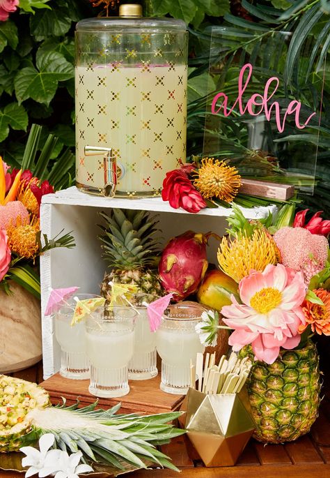 luau party aloha drink station Tiki Bar Decorations Luau Party, Tropical Birthday Party, Aloha Party, Luau Theme Party, Luau Birthday Party, Luau Theme, Tropical Birthday, Party Centerpiece, Rum Cocktails