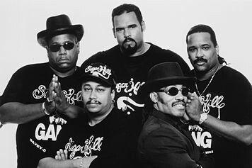 The sugar hill gang "Rapper's delight" Sugarhill Gang, The Sugarhill Gang, Rapper Delight, Rap Music Videos, Sugar Hill, Old School Music, Real Hip Hop, R&b Music, Hip Hop And R&b