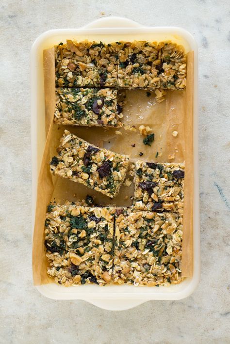 Savory Do-It-Yourself Power Bars - Based on the recipe published years ago in Super Natural Cooking. The main difference here these are more savory with toasted walnuts, crumbled kale chips, and oil-cured olives.  - from 101Cookbooks.com Power Bars Recipe, Energy Bars Homemade, Savory Granola, 101 Cookbooks, Natural Cooking, Power Bars, Cookie Bar, Energy Bars, Granola Bars