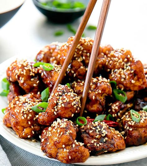 Fall Vegetable Side Dishes, General Tso Cauliflower, General Tso's Cauliflower, Crispy Cauliflower, Meat Meals, Autumn Side Dishes, General Tso, Cauliflower Recipe, Baked Cauliflower