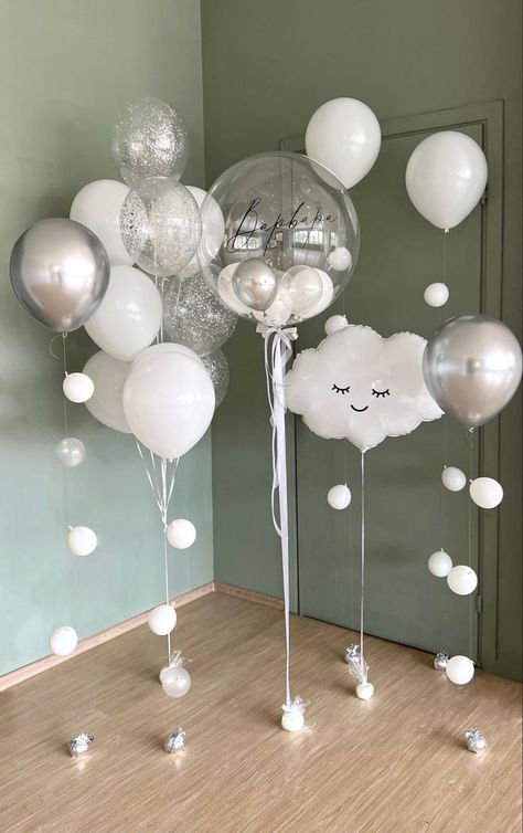 Cloud Nine Decor, Cloud Theme Baby Shower Cake, Clouds Theme Party, Sky Baby Shower Theme, Grey Baby Shower Ideas, Party Balloon Backdrop, Best Happy New Year Wishes, Cloud Balloons, Cloud Baby Shower Theme