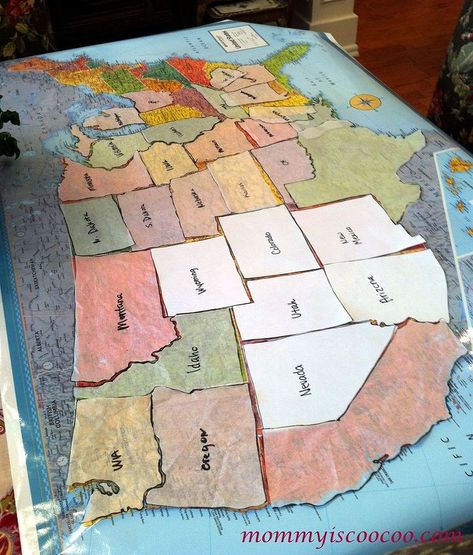 Map Of The Usa, Map Quilt, Map Crafts, Old Suitcases, Vintage Suitcase, Usa Map, Keno, Boho Diy, Fabric Remnants