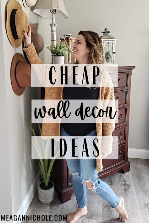 Wall Space Filler Ideas, Plain Bedroom Wall Ideas, Decorate Bedroom Wall, Wall Decor Budget, Wall Decor On A Budget, Budget Wall Decor, Short Wall Decor, Large Wall Decor Diy, Inexpensive Wall Decor