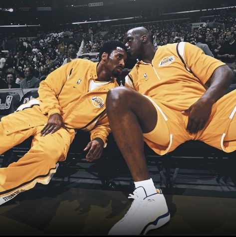 Kobe Bryant and Shaq Kobe Bryant And Shaq, Shaq And Kobe, Kobe Bryant Poster, Kobe & Gigi, King Lebron, Nba Basketball Art, Kobe Bryant Pictures, 90s Men, Kobe Bryant Wallpaper