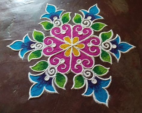 Muggulu Designs With Colours, Muruja Rangoli, Simple Colour Rangoli Designs, Rangoli Colour Combination, Muggulu Design Simple With Colors, Rangoli Kolam Designs With Colour, Mugullu Rangoli Designs, Rangoli Kolam Designs Simple, Pongal Rangoli Design