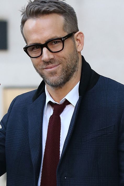 Ryan Reynolds' best looks | British GQ Cool Glasses For Men, Anti Glare Glasses, Mens Eye Glasses, Double Denim Looks, Best Eyeglasses, Glasses Blue Light, Tom Ford Glasses, Mens Glasses Fashion, Mens Glasses Frames