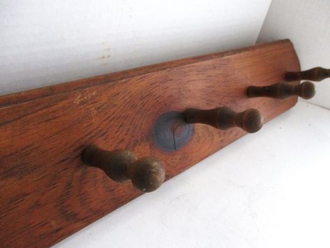 Old Coat Rack, Vintage Coat Rack Wall, Antique Peg Rack, Primitive Peg Rack Decor, Peg Wall, Diy Coat Rack, Vintage Coat Rack, Stain On Pine, Hat Rack