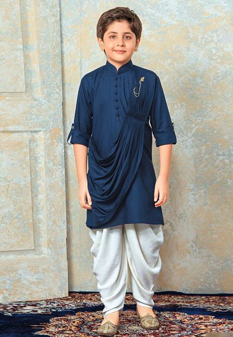 Boys kurta designs 2020, Top latest Kurta-Pajama style for kids, boys fashion, top trending fashion for boys, stylish wear for boys, Dashing kids kurta pajama #latestboyskurapajamasuit #trendykurtapajamaforboys #beautifulkurtadesignforboys2019-20 #kidslatestdesigns #kidsfashion #partywearforboys #kurtadesignsforboysforwedding #engagementdressesdesigns #topneckdesigns #pakistanidesignerwear #latesttrendyoutfits #boystopstyles Kurta Pajama With Jacket, Boys Party Wear, Kids Kurta Pajama, Kids Indian Wear, Vintage Kids Fashion, Kids Wear Boys, Boys Kurta Design, Design Kurta