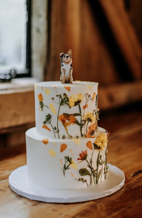 Wildflower Cake, Wildflower Wedding Theme, Queer Weddings, Naked Cakes, Simple Wedding Cake, Wedding Cakes With Flowers, Garden Party Wedding, Tea Party Birthday, Wildflower Wedding