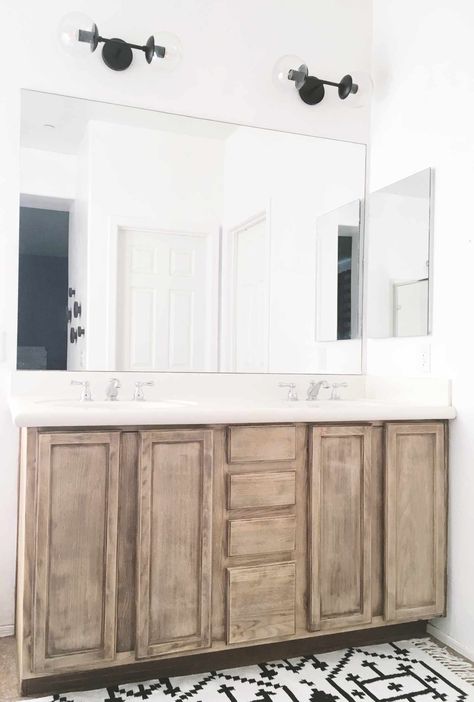 Cabinet Stain Colors and How to Coordinate Them Old Masters Wiping Stain Pickling White, Lighten Wood Cabinets, Old Wood Cabinets, Diy Bathroom Cabinets, Natural Wood Vanity, Dark Stained Cabinets, Cabinet Stain Colors, Chicago Ideas, Cabinet Stain