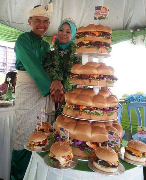 12 Weird Wedding Cakes, Because Who Needs Another Boring, Pastel Pastry? Cake Jokes, Alternative Wedding Cakes, Burger Cake, Unusual Wedding Cakes, Different Wedding Cakes, Croquembouche, Wedding Cake Alternatives, Traditional Wedding Cakes, Traditional Wedding Cake