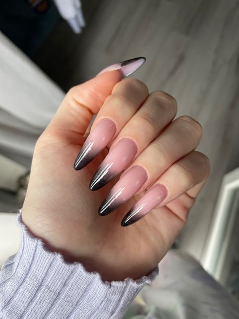 Baby Boomer Nero, Baby Boomer Colores, Black Almond Nails, Baby Boomers Nails, Long Almond Nails, Nails Pretty, Nails 2023, Baby Colors, Baby Boomer