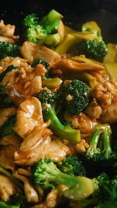 Chicken And Broccoli Chinese, Broccoli Chicken Recipes, Chicken And Broccoli Stir Fry, Broccoli And Chicken, Resepi Ayam, Homemade Chinese Food, Chinese Cooking Recipes, Pasti Sani, Broccoli Stir Fry