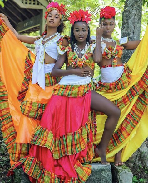 Brazilian Clothes Traditional, Brazilian Cultural Clothing, Jamaica Culture Clothes, Traditional Caribbean Clothing, Traditional Jamaican Clothing, Traditional Brazilian Clothing, Creole Dress, Carribean Culture, Carribean Fashion