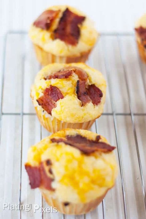 Cornbread Breakfast, Easy Breakfast Muffins, Bacon Cornbread, Cornmeal Recipes, Cornmeal Muffins, Egg Muffins Breakfast, Cornbread Muffins, Bacon Egg And Cheese, Bacon And Cheese