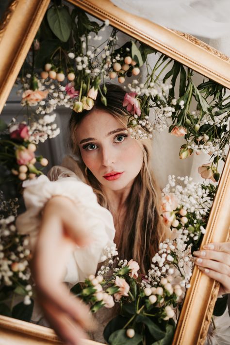 Traveling #creative #creativeportraitphotography #floral #photooftheday Fairytale Photoshoot, Arranging Flowers, Valentine Photo Shoot, Beautiful Photoshoot Ideas, Spring Photoshoot, Flower Photoshoot, Outdoor Pictures, Photography Themes, Creative Photoshoot Ideas