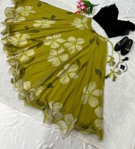 REF 28 SINGLES AVAILABLE FOR KIDS LEHENGA: Original organza fully stitched with full Inner BLOUSE:- black orgnza fully stitched blouse… Available: 1 yrs baby to 15 yrs girls) Lengha For Kids, Fancy Lengha, Lehanga For Kids, Frocks For Kids, Simple Frock Design, Kids Dress Collection, Organza Lehenga, Kids Blouse Designs