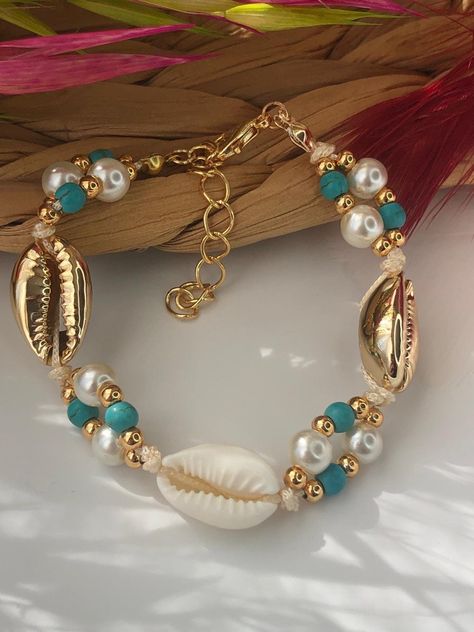 Sea Shells Bracelet, Sea Themed Jewelry, Beach Theme Jewelry, Sea Shell Bracelet, Sea Bracelet, Hawaiian Ocean, Trending Jewellery, Bracelet Ocean, Turquoise Stone Bracelet