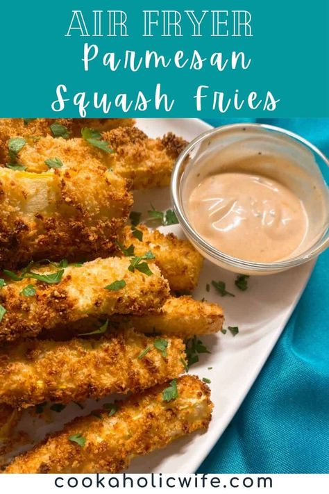 Easy Yellow Squash Recipes, Fried Yellow Squash, Parmesan Squash, Grilled Squash, Squash Fries, Yellow Squash Recipes, Summer Squash Recipes, Healthy Side Dish, Summer Meal