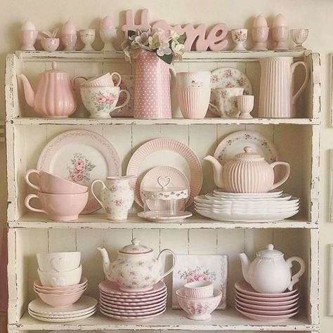 Pink Kitchen Set, Soft House Aesthetic, White And Pink Kitchen, Kitchen Design Pink, White Pink Kitchen, Pink And White Kitchen, Bar Decoration Ideas, Coffee Bar Decor Ideas, Coffee Bar At Home