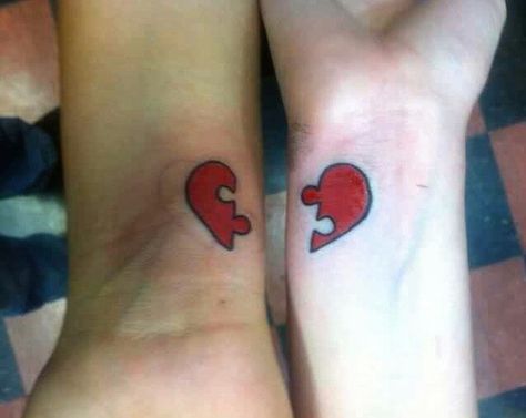 Two heart pieces coupes tattoo Couple Tattoo Heart, Tattoos Trending, Friends Tattoos, Lgbt Tattoo, Tatoo 3d, Puzzle Piece Tattoo, Couple Tattoos Love, Puzzle Tattoos, Cute Tattoos On Wrist