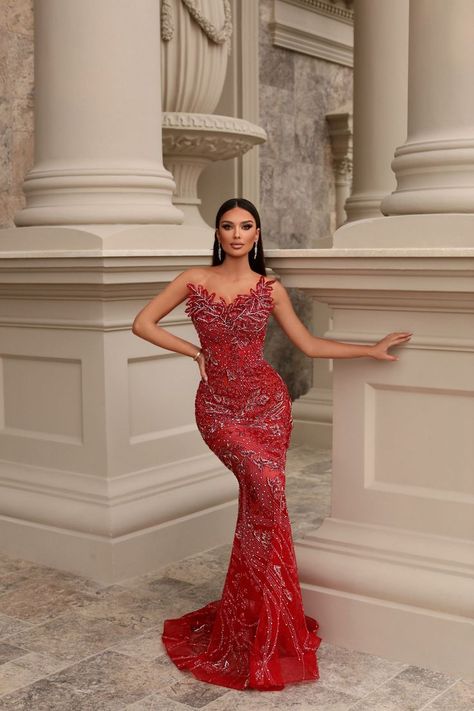 Prom Dresses Long Red, Red Dress Cute, Strapless Red Dress, Red Mermaid Dress, Prom Dress Websites, Nigerian Dress Styles, Matric Dance Dresses, Girl Prom, Nigerian Dress