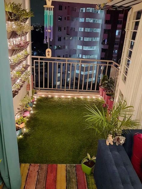 Small Balcony Plants, Outdoor Balcony Furniture, Balcony Makeover, Balcony Gardening, Diy Balcony, Indian Room Decor, Balcony Ideas Indian, Balcony Design Ideas, Indian Bedroom Decor