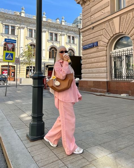 ❀ some of my recent fits ❀ which one is ur fav?💕 summer outfit, white skirt, pink shirt, modest fashion, hijabi, Pinterest style, modesty, polene bag, summer vibes, maxi skirt, hijab outfit, autumn vibes Maxi Skirt Hijab, Skirt Hijab Outfit, Polene Bag, Hijabi Fits, Pinterest Style, Outfit Autumn, Outfit White, Bag Summer, Autumn Vibes