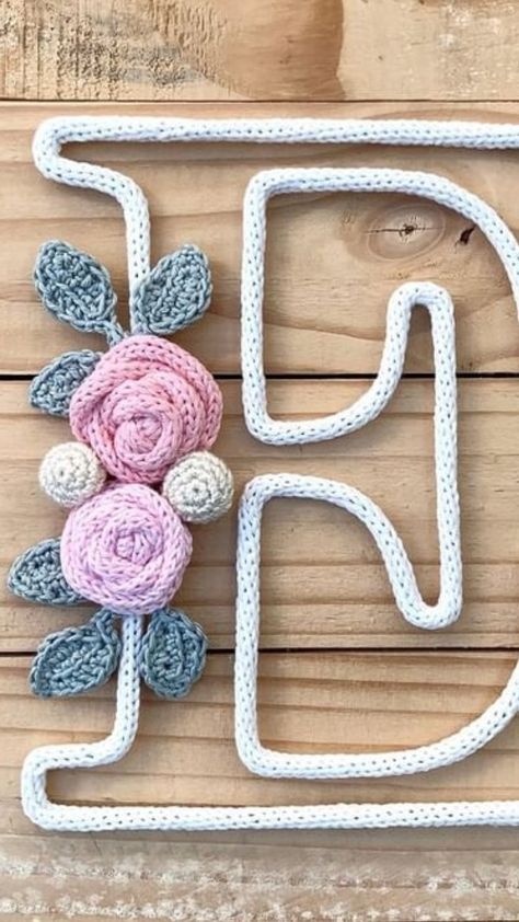 French Knitting Art, How To Crochet A Cord Free Pattern, Knit Cord Projects, Knitted Icord Projects, Cord Knitting Projects, I Cord Knitting Projects, Knitting Mill Ideas, Craft Cord Projects, Icord Knitting Wire