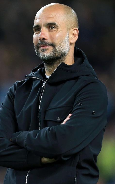 Pep Guardiola Style, Cristiano Ronaldo Images, Ronaldo Images, Football Coaching Drills, Manchester City Wallpaper, Bald Men Style, Bald With Beard, Mens Fashion Denim, Grey Beards