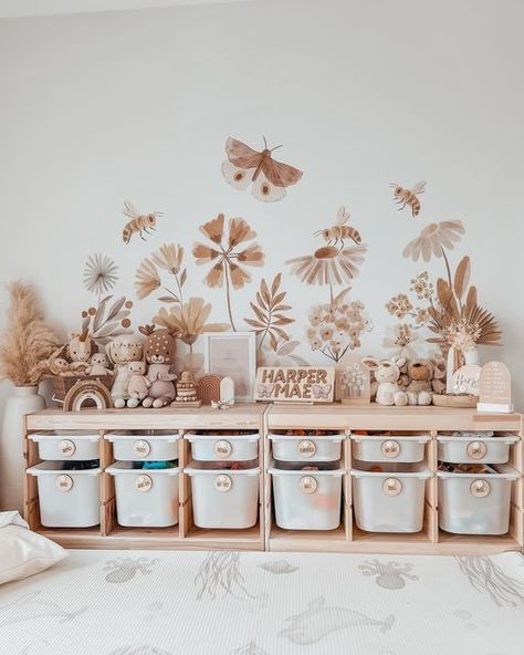 Small Boho Playroom, Boho Playroom Ideas, Small Kids Playroom Ideas, Small Kids Playroom, Small Kids Playrooms, Boho Playroom, Kids Playroom Ideas, Guys Room Aesthetic, Girls Bedroom Makeover