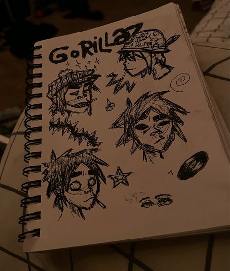 Grunge alt aesthetic drawing doodle page of Gorillaz characters Album Covers Aesthetic Drawing, Grunge Room Drawing, Alternative Drawing Style, 2d Drawing Gorillaz, How To Draw 2d Gorillaz, Drawing Grunge Sketch, Loser Lover Drawing, 2d Gorillaz Aesthetic, Drawing Grunge Aesthetic