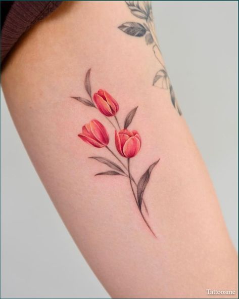 Lily Tattoo Meaning, Colour Tattoo For Women, Tulip Tattoo, Mommy Tattoos, Gorgeous Tattoos, Floral Tattoo Design, Modern Tattoos, Simplistic Tattoos, Pretty Tattoos