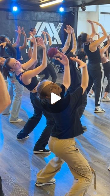 188K views · 10K likes | Ralph Beaubrun Dance Classes on Instagram: "🔥🔥✨✨✨🔥🔥" Dance Video Song, Dancing Tiktoks, Red Dance, Dancing Video, Dance Styles, Latin Dancing, Dance Style, Cool Dance Moves, Dance Classes