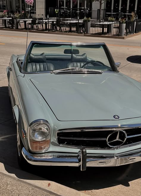 Mercedes Convertible Vintage, Mercedes Benz Vintage Classic Cars, 70s Mercedes Benz, Vintage Mercedes Benz Convertible, Mercedes Vintage Cars, Vintage Mercedes Benz Aesthetic, Vintage Mercedes Aesthetic, Old Mercedes Benz Vintage, Cabrio Aesthetic